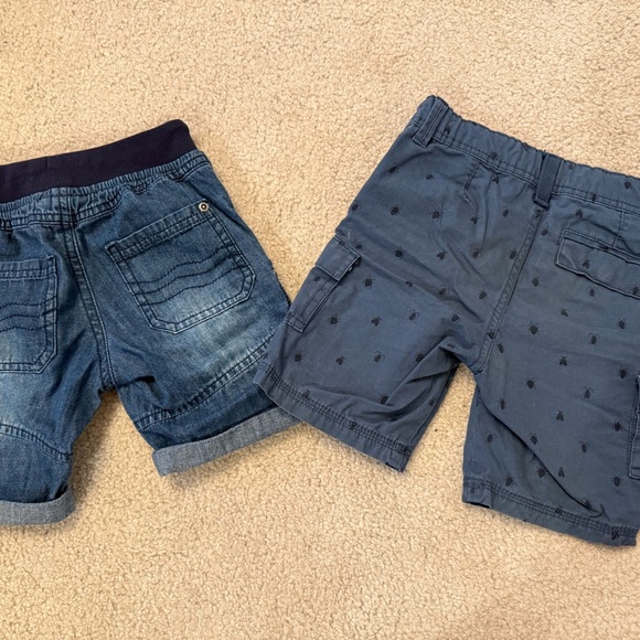 🪲🪲 Set of 2 pairs of shorts, 3-4T - Picture 6 of 7